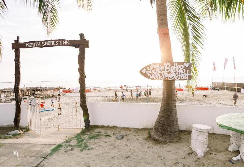 הוסטל North Shores Inn