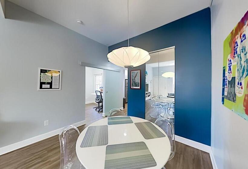 ホテル Blair Street Cottage