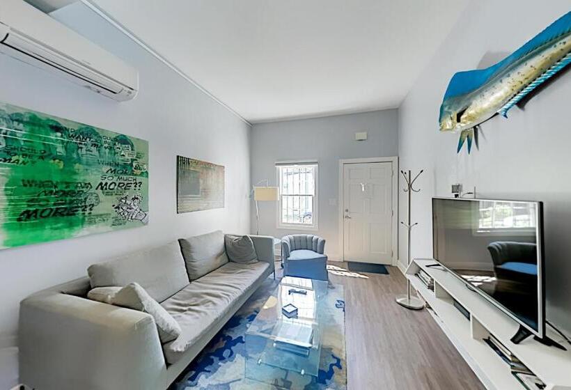 ホテル Blair Street Cottage