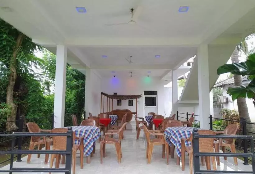ホテル Green Parrot Family Resort