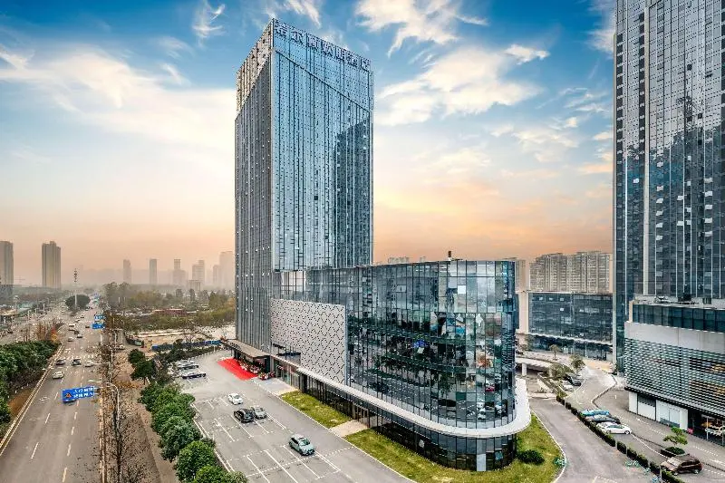 ホテル Hampton By Hilton Wuhan Railway Station