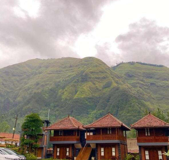 Hotel Joglo Kecombrang Bromo