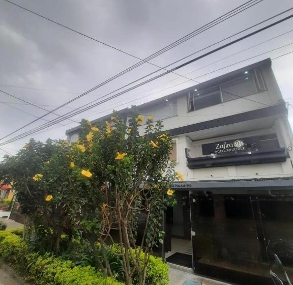 هتل Zafiro Boutique