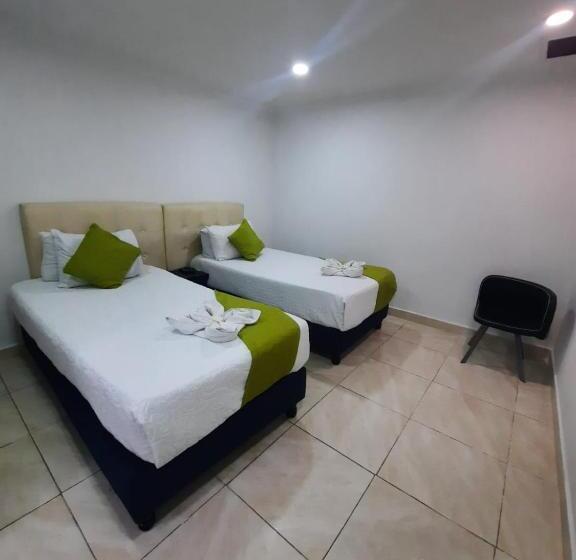 هتل Zafiro Boutique