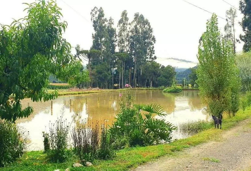 ユースホステル Pousada Mato Verde Urubici Sc