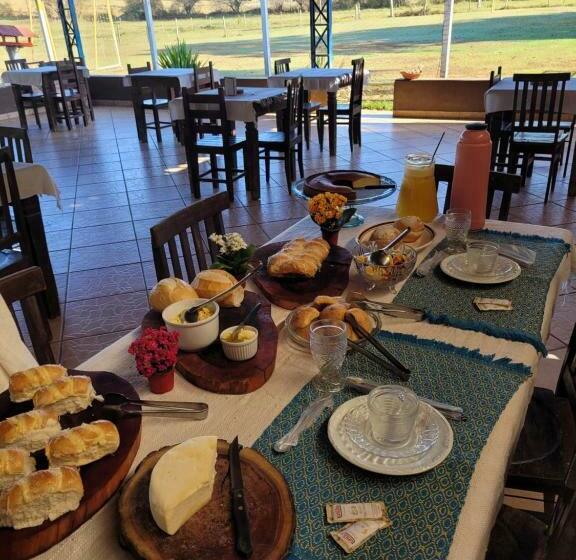 Vandrarhem Pousada Portal Da Serra