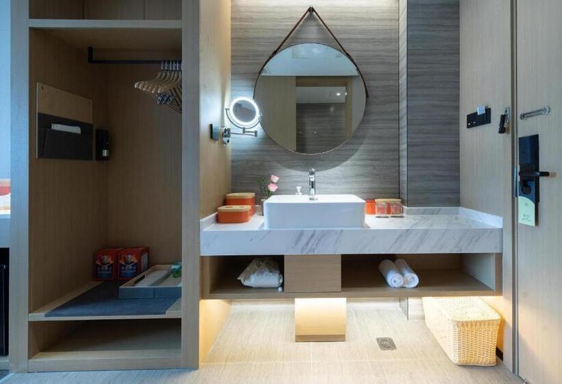 Atour Hotel Chengdu Consulate Nijia Bridge