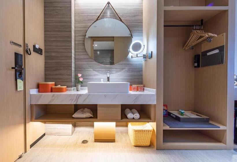 Atour Hotel Chengdu Consulate Nijia Bridge