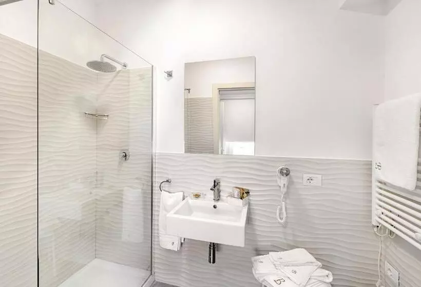 تختخواب و صبحانه Via Barocca