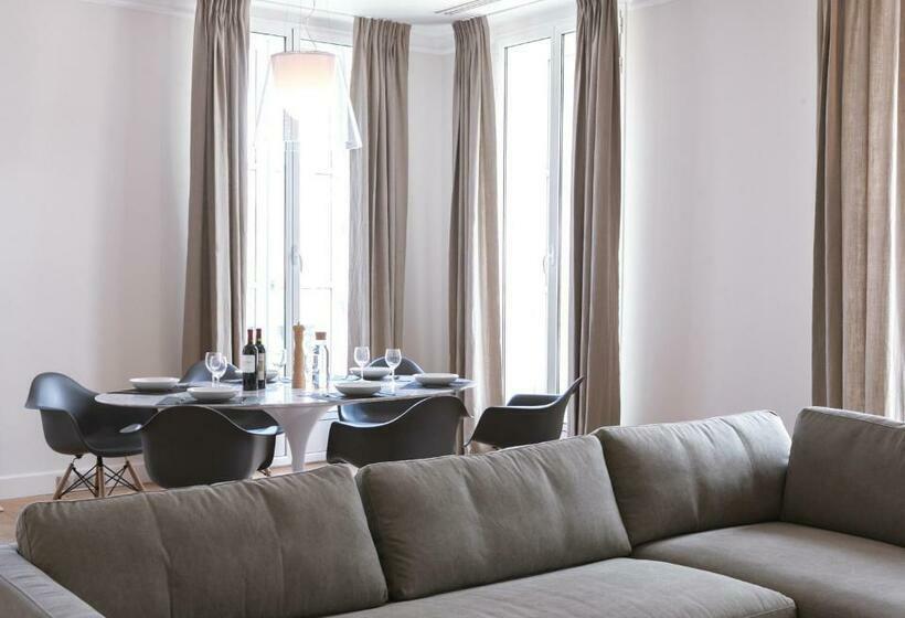 住宿加早餐  Appartement T4 Cours De L Intendance