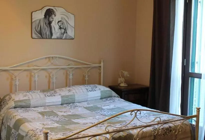 تختخواب و صبحانه Casa Riva