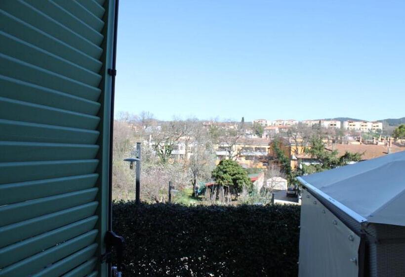 تختخواب و صبحانه Casa Riva