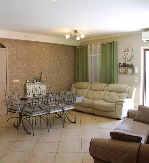 تختخواب و صبحانه Casa Riva