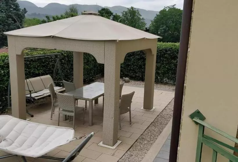 تختخواب و صبحانه Casa Riva