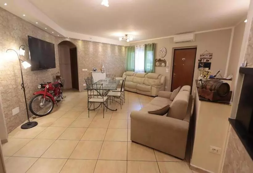 تختخواب و صبحانه Casa Riva