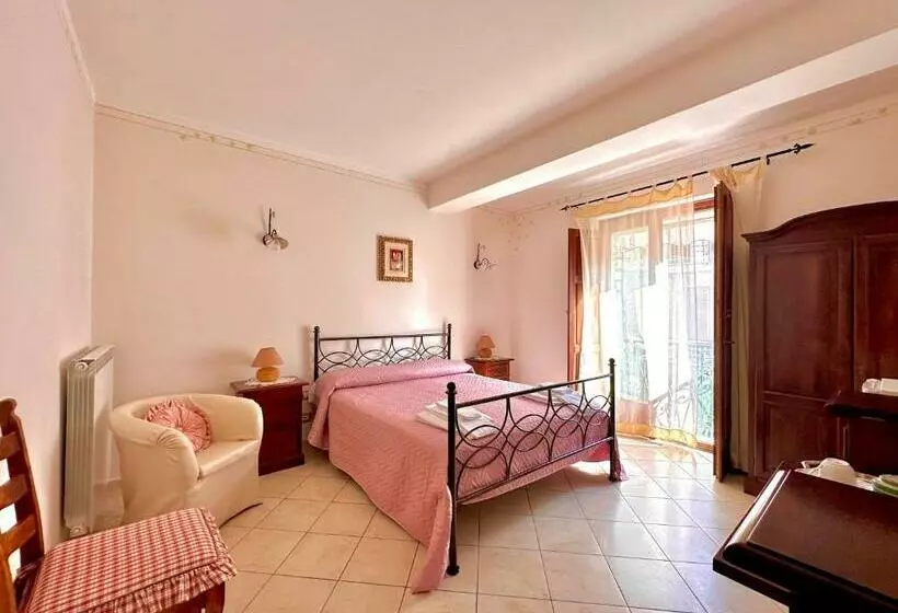 Aamiaismajoitus (B&B) Il Ritrovo Delle Volpi
