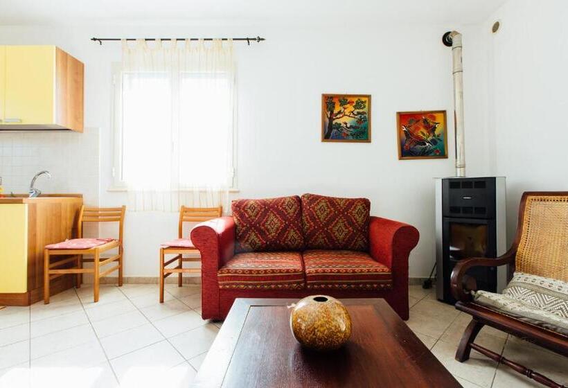 هتل Agriturismo Il Querciolo