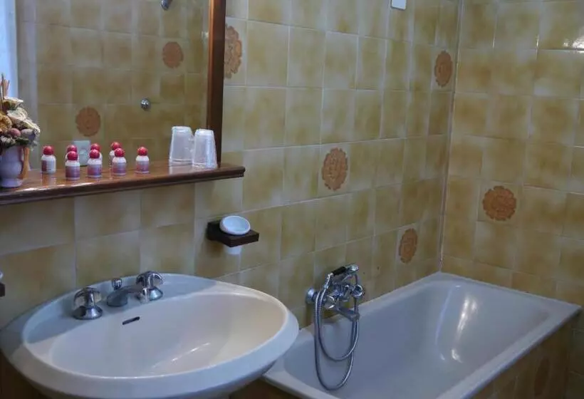 هتل Agriturismo Le Stiacce