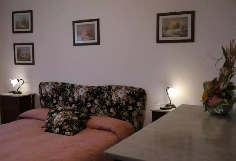 هتل Agriturismo Le Stiacce