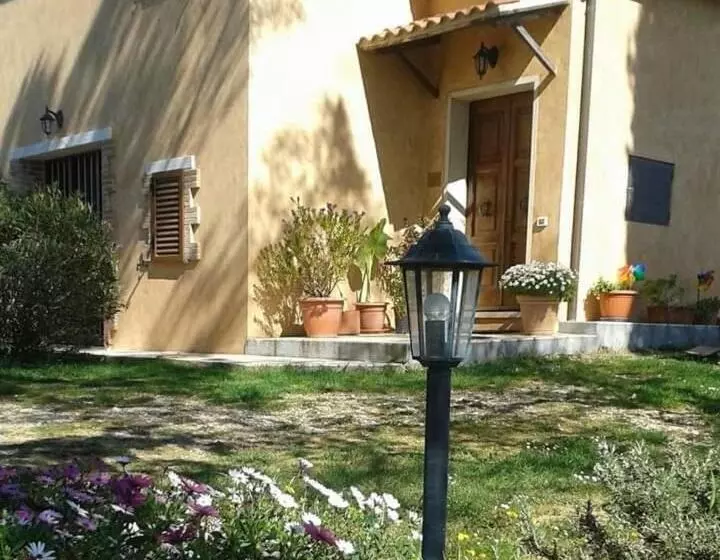 هتل Agriturismo Le Stiacce