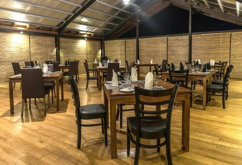 בית מלון כפרי Earls Rajarata