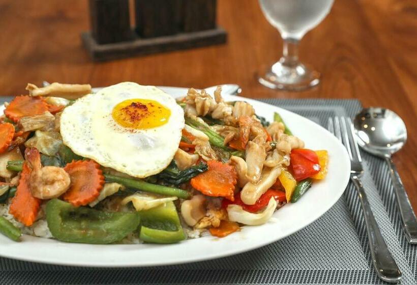 בית מלון כפרי Earls Rajarata