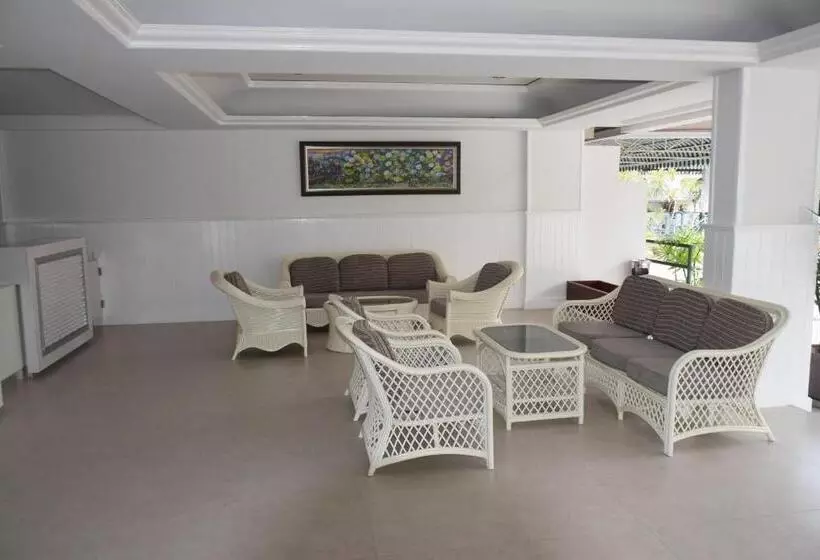 هتل Puangpen Villa