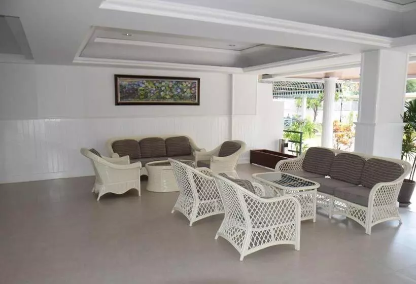 هتل Puangpen Villa