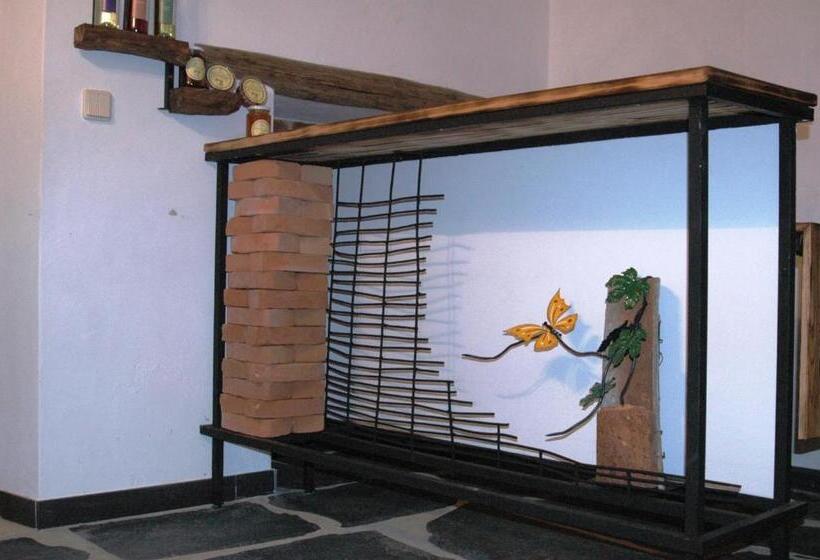 هتل Quinta Do Vaqueirinho Agro Turismo