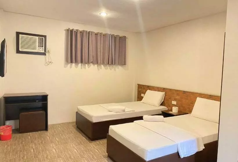 ホテル Traveler S Inn Bajada