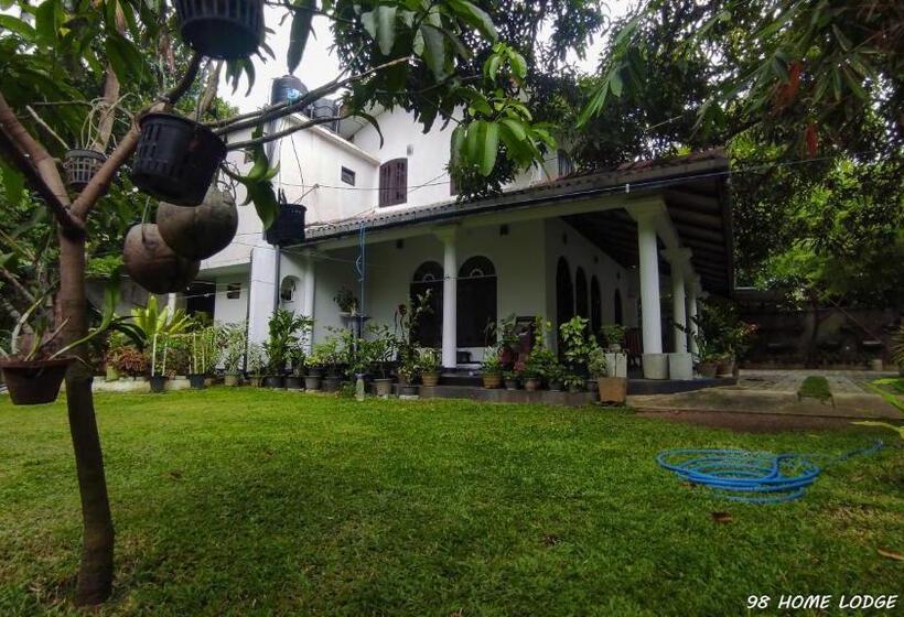 Pensió 98 Home Lodge Dambulla
