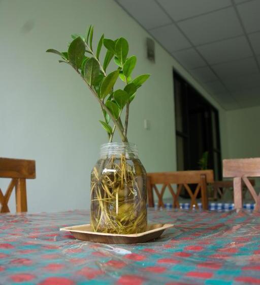 Pensió 98 Home Lodge Dambulla