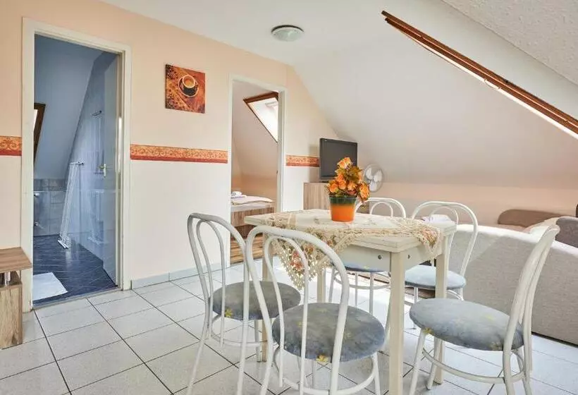 Majatalo Ada Apartmanház