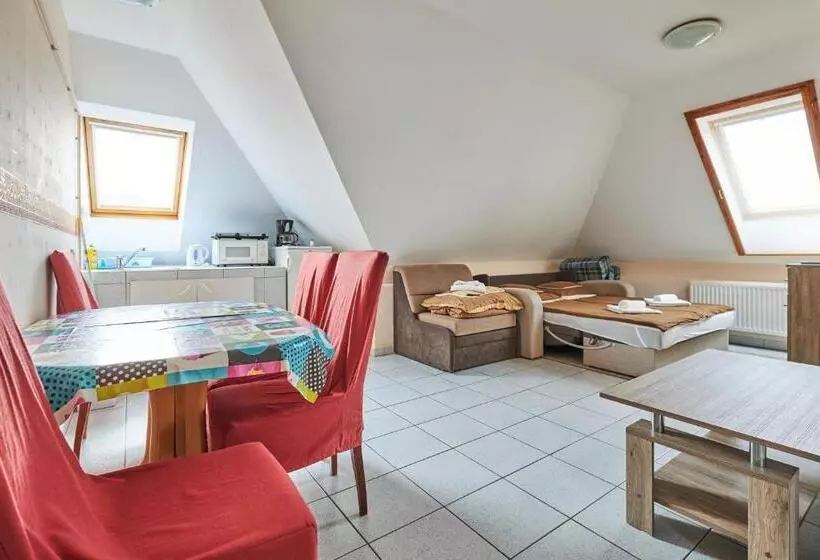 Majatalo Ada Apartmanház