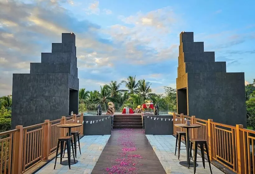 استراحتگاه Le Temple Borobudur