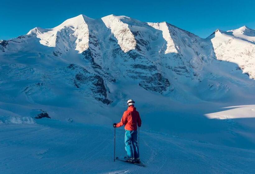 Hostel Berghaus Diavolezza