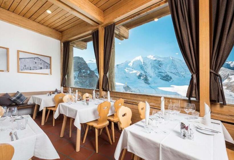 Hostel Berghaus Diavolezza