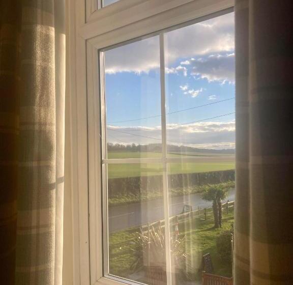 مبيت وإفطار Horton Inn