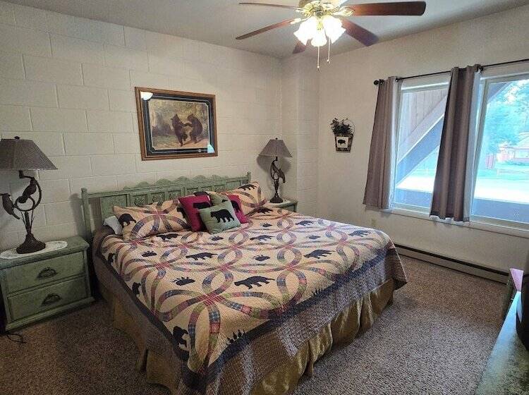 Chateau Rouge Condominiums