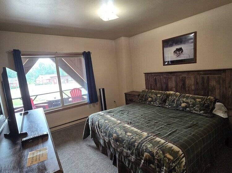 Chateau Rouge Condominiums