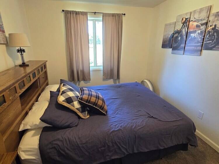 Chateau Rouge Condominiums