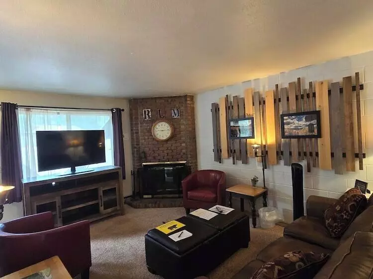 Chateau Rouge Condominiums