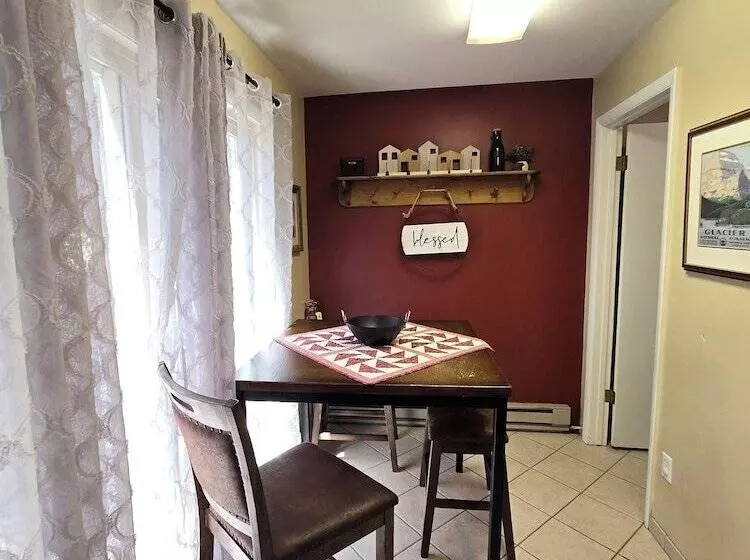 Chateau Rouge Condominiums