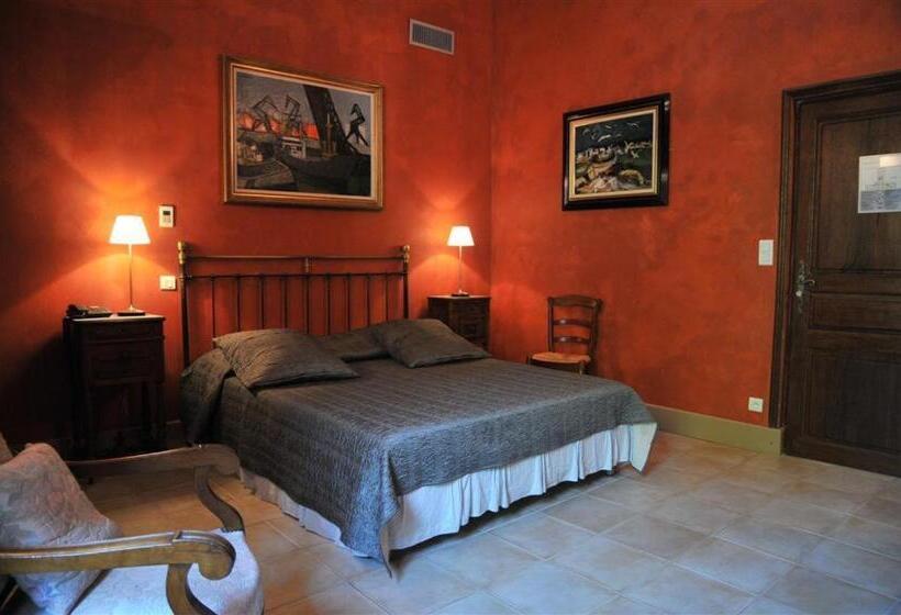 Отель Domaine Du Grand Malherbes