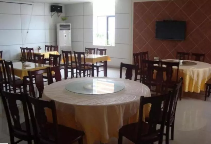 Hotelli Greentree Inn Yangzhou Baoying South Anyi Road Express