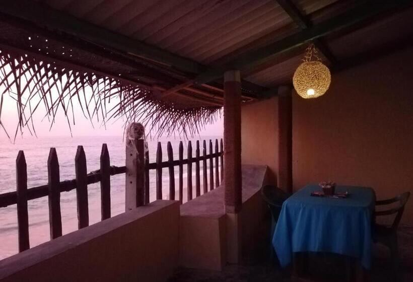 בית מלון כפרי The Madampa Sea Side Lodge