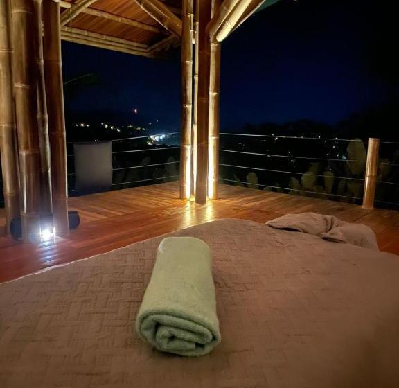 Отель Vista Ballena