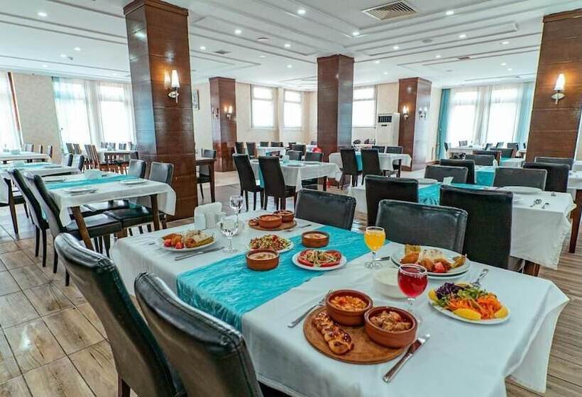 ベッドアンドブレックファースト Queen Thermal Resort Hotel & Spa