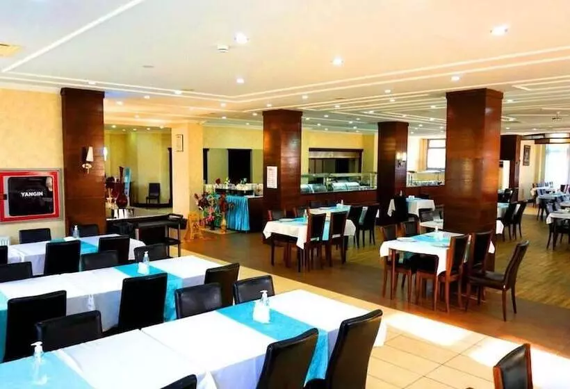 ベッドアンドブレックファースト Queen Thermal Resort Hotel & Spa