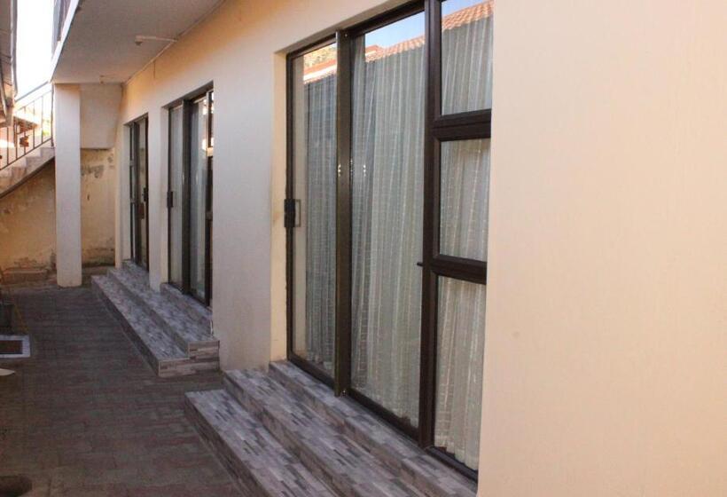 Boikhutsong Bed & Breakfast